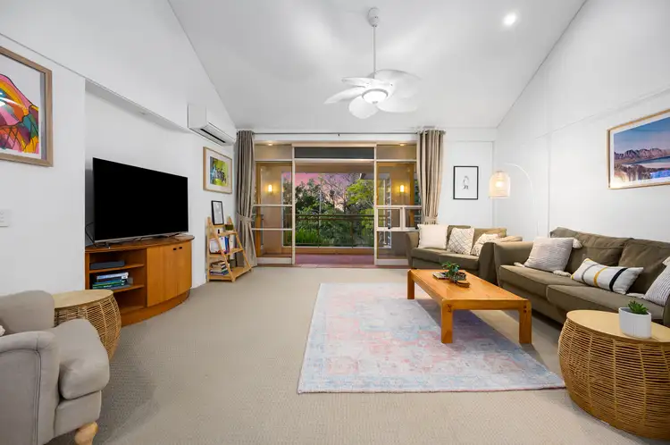 Fourth view of Homely unit listing, 8/76-80 Chichester Drive, Arundel QLD 4214