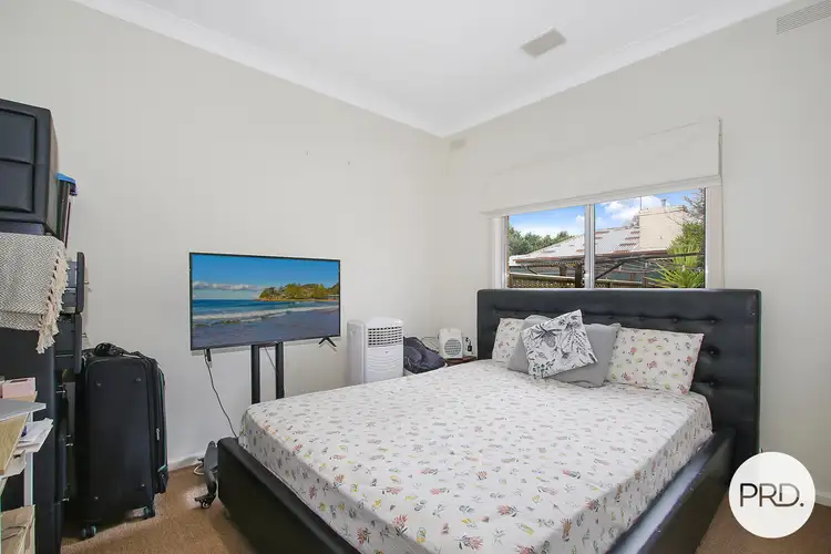 Fifth view of Homely flat listing, 1/202 Cadell Street, East Albury NSW 2640