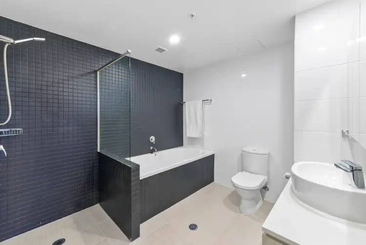 Sixth view of Homely apartment listing, 502/4 Como Crescent, Southport QLD 4215