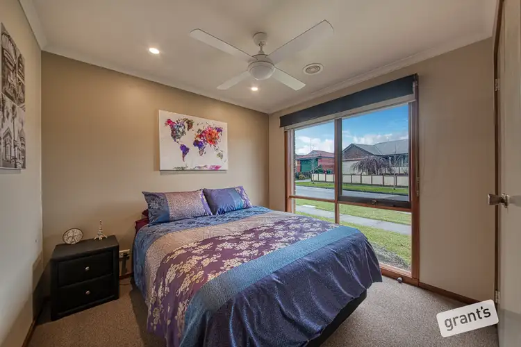 Third view of Homely house listing, 2/17 Lydia Mary Drive, Berwick VIC 3806