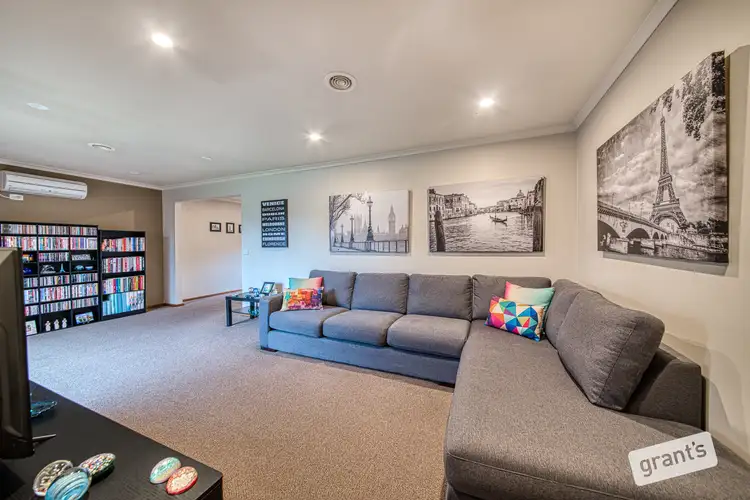 Fourth view of Homely house listing, 2/17 Lydia Mary Drive, Berwick VIC 3806