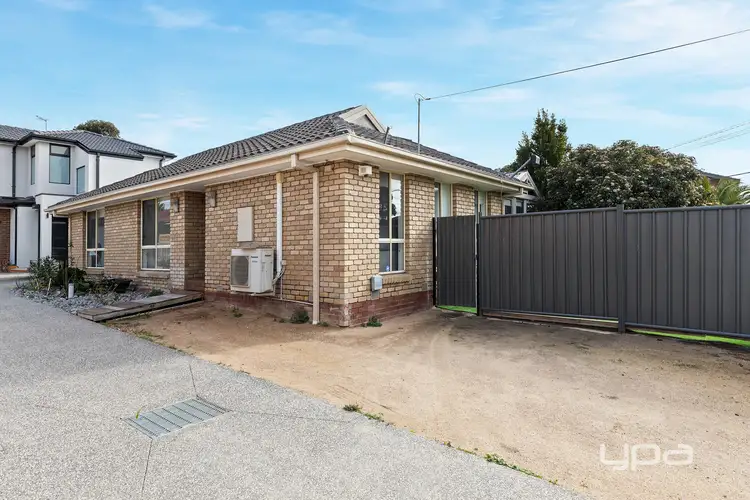 Second view of Homely unit listing, 1/17 Eddie Street, St Albans VIC 3021