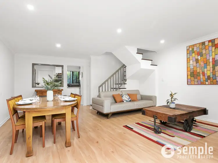 3/3 Tennivale Place