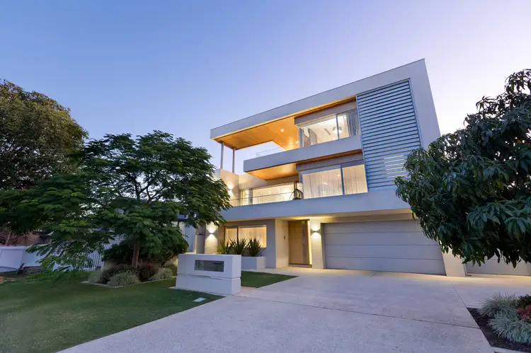 12 Mount View Terrace, Mount Pleasant WA 6153