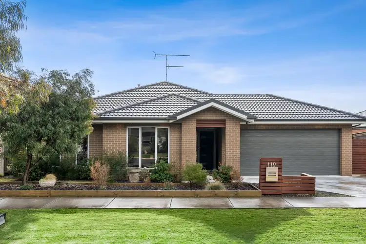 110 Warralily Boulevard, Armstrong Creek VIC 3217