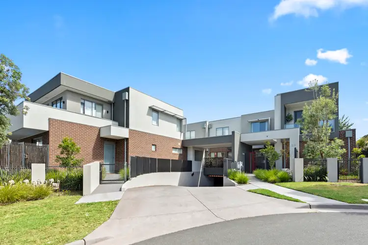 Second view of Homely apartment listing, 4/21 Reeve Court, Cheltenham VIC 3192