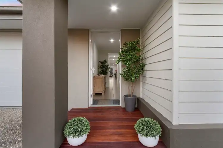 Third view of Homely semi-detached listing, 1/33 Mclachlan Circuit, Willow Vale QLD 4209