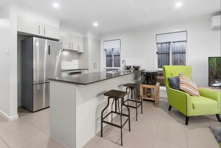 Fifth view of Homely semi-detached listing, 1/33 Mclachlan Circuit, Willow Vale QLD 4209