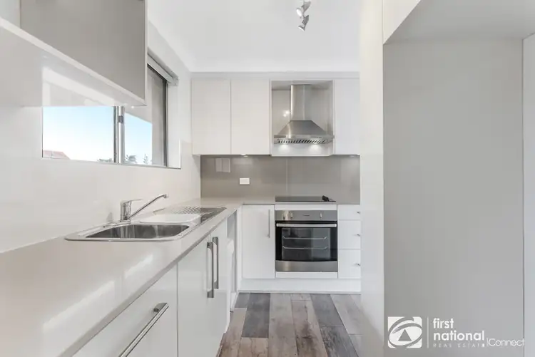 Second view of Homely house listing, 6/4 Paget st, Richmond NSW 2753