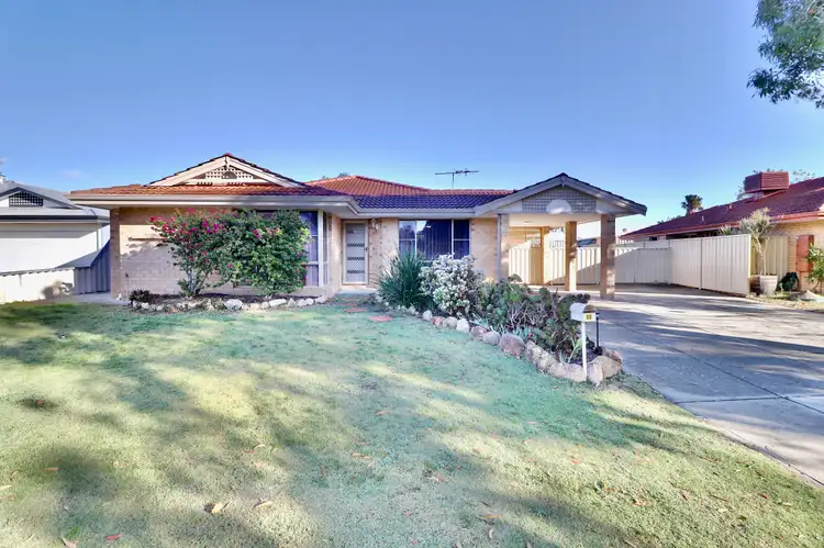 32 Endeavour Drive, Port Kennedy WA 6172
