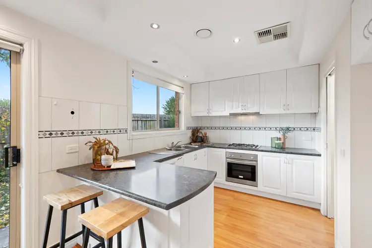 Fifth view of Homely unit listing, 2/4 Bristol Place, Rowville VIC 3178