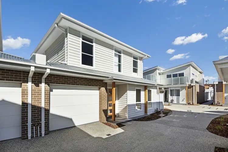 3/40 Barkly Street, Sunbury VIC 3429