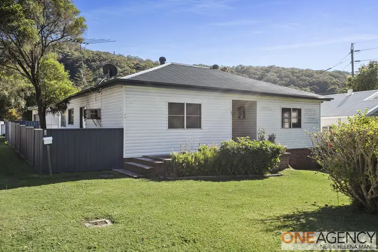 102 Wells Street, East Gosford NSW 2250