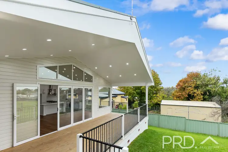 22 Clarke Street, Tumut NSW 2720
