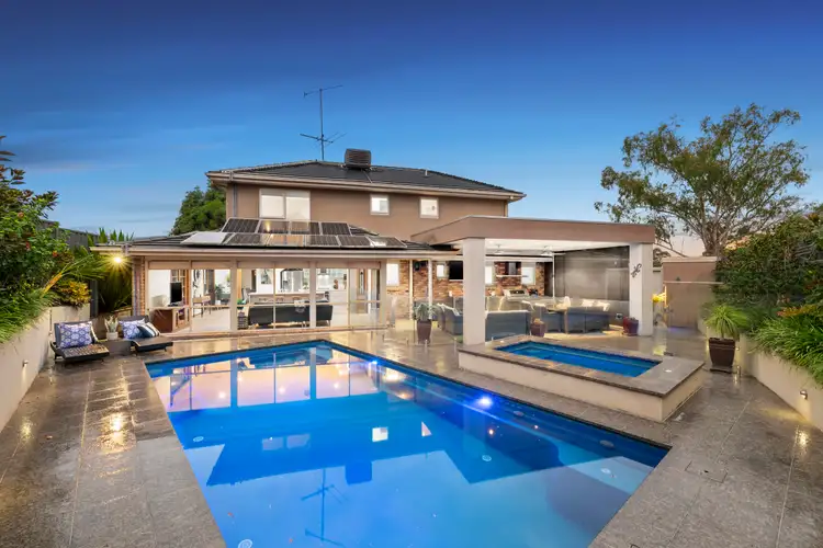 51 Berrabri Drive, Scoresby VIC 3179