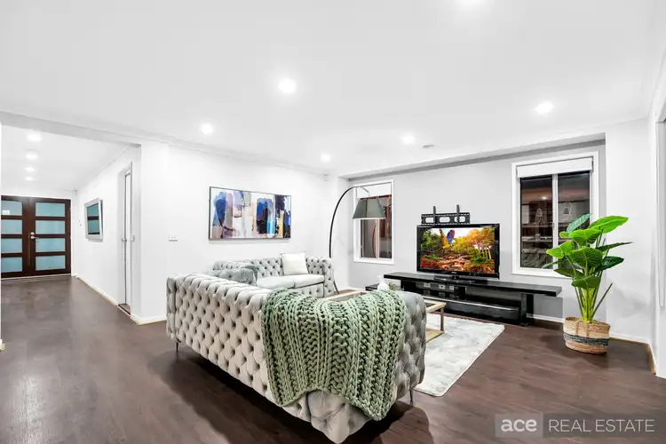 Fifth view of Homely house listing, 39 Kingsbridge Boulevard, Williams Landing VIC 3027