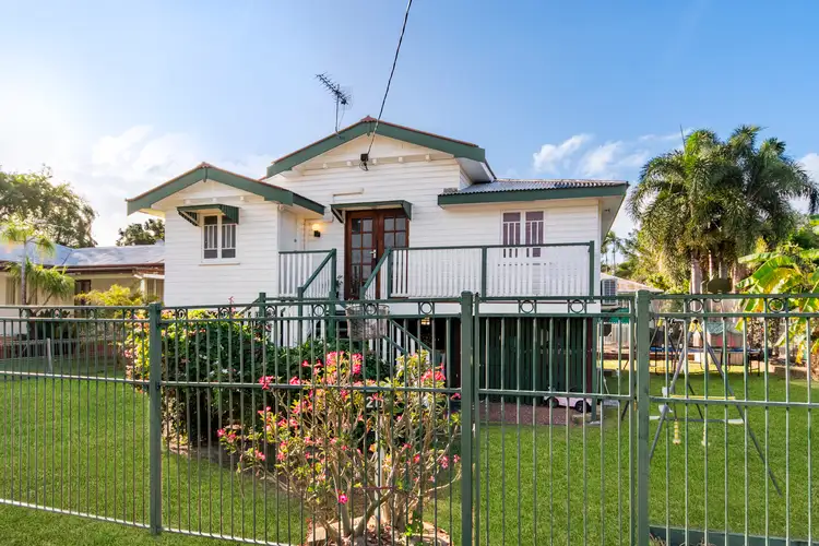 25 Ethel Street, Hyde Park QLD 4812