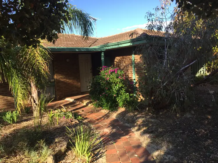 47 Ravenscroft Way, Kelmscott WA 6111