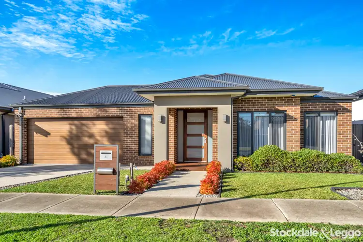 31 Willsmere Way, Mickleham VIC 3064