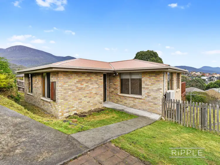 15 Cuthbertson Place, Lenah Valley TAS 7008