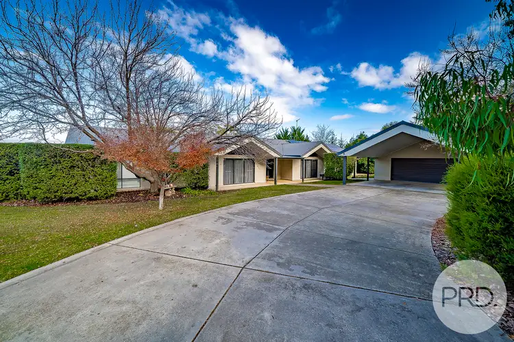 4 Wisteria Place, Springvale NSW 2650