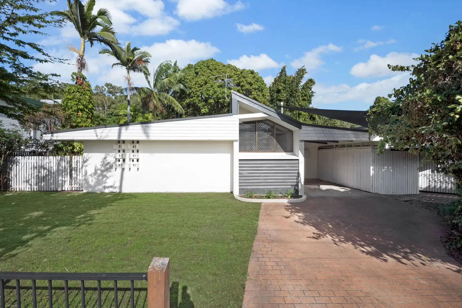 Main view of Homely house listing, 17 Glenlyon Drive, Wulguru QLD 4811
