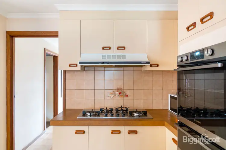 Seventh view of Homely house listing, 2/8 First Avenue, Hoppers Crossing VIC 3029