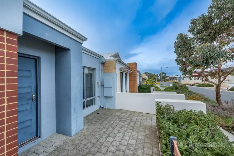 Second view of Homely house listing, 31 Mercado Way, Alkimos WA 6038