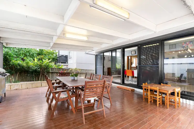 25A Heussler Terrace, Milton QLD 4064