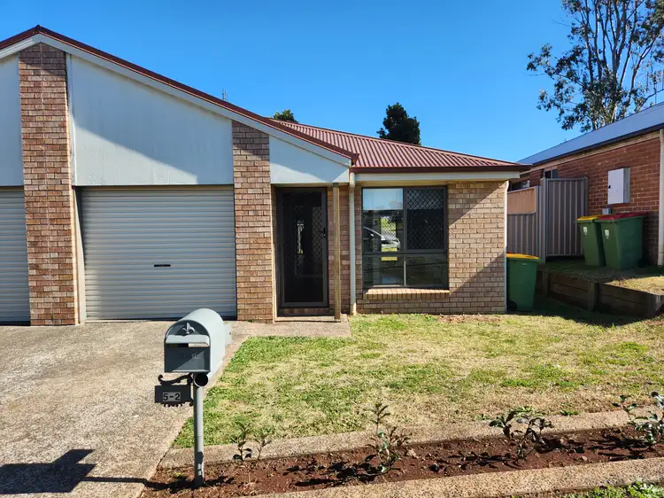 2/5 Northpoint Avenue, Harlaxton QLD 4350