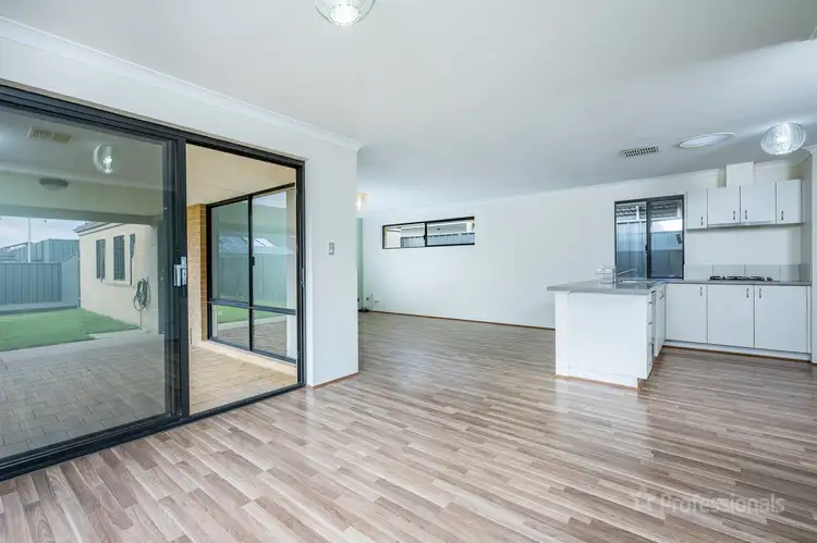 Seventh view of Homely house listing, 31 Joseph Banks Boulevard, Banksia Grove WA 6031