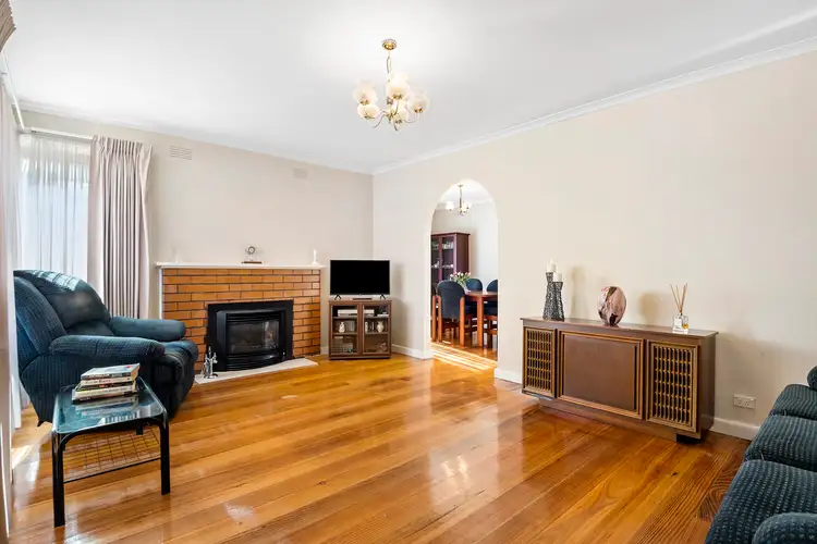 Fifth view of Homely house listing, 10 Eunice Drive, Cheltenham VIC 3192