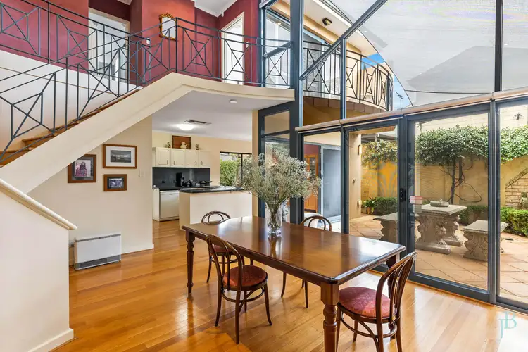 9 Mount Henry Road, Como WA 6152