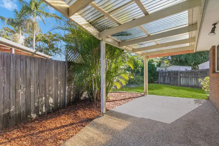 10 Silver Ash Drive