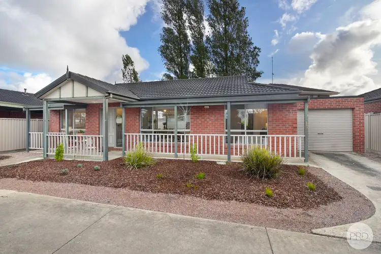 2 Tristan Drive, Sebastopol VIC 3356