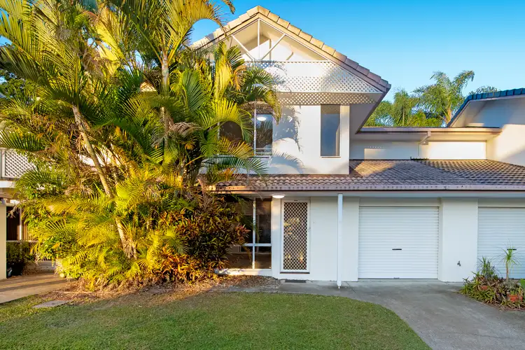 32/2 St Kevins Avenue, Benowa QLD 4217