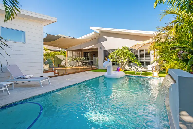 14 Mungera Street, Biggera Waters QLD 4216