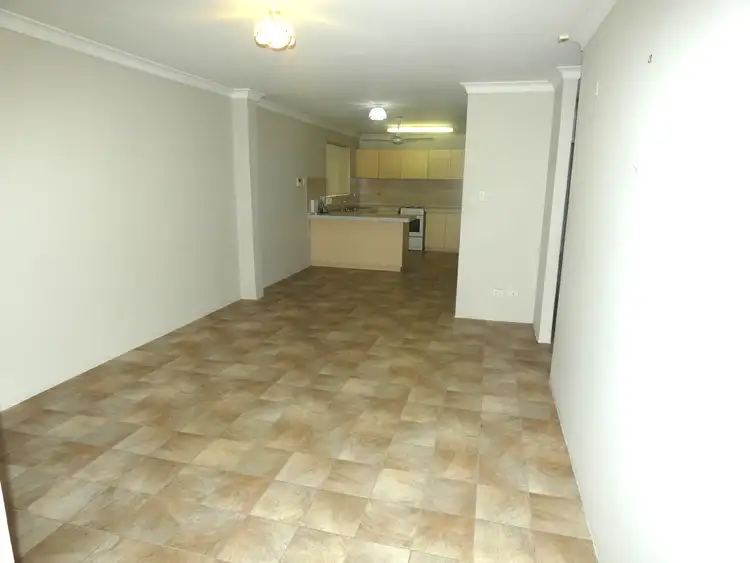 Seventh view of Homely unit listing, 8/5 Park Road, Midvale WA 6056