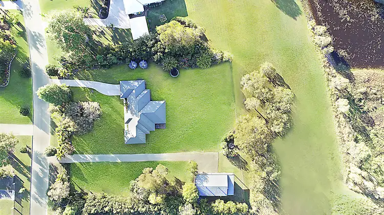 72 Edington Drive, Cooroibah QLD 4565
