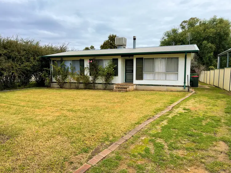 3 Railway Street, GALONG Via, Harden NSW 2587