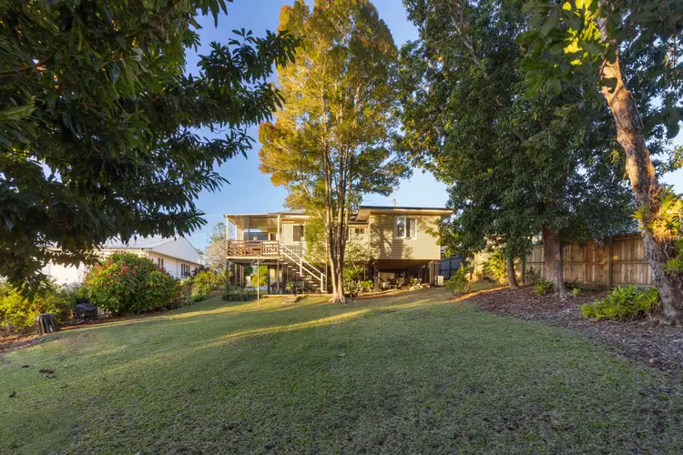 27 Fairmeadow Rd, Nambour QLD 4560