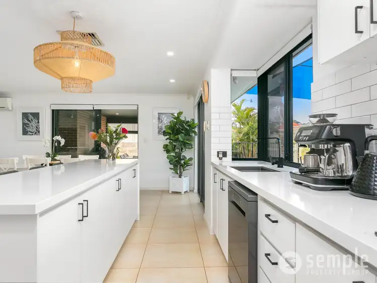 Seventh view of Homely house listing, 2 Diver Cove, Yangebup WA 6164