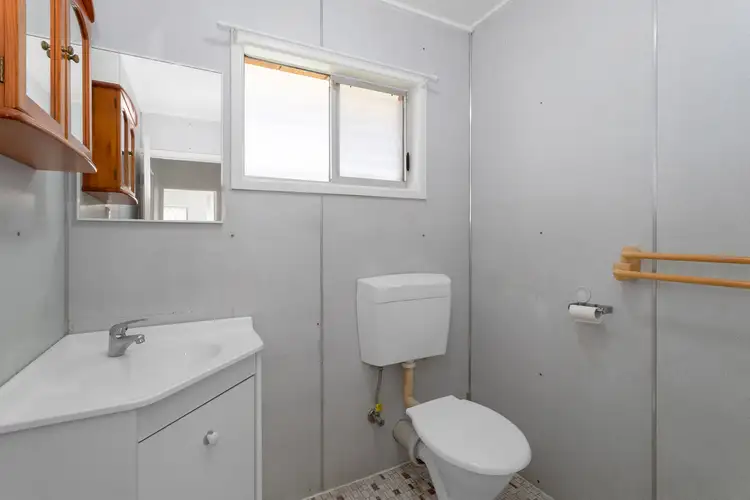 Sixth view of Homely unit listing, 2/57 Brisbane Street, Mackay QLD 4740