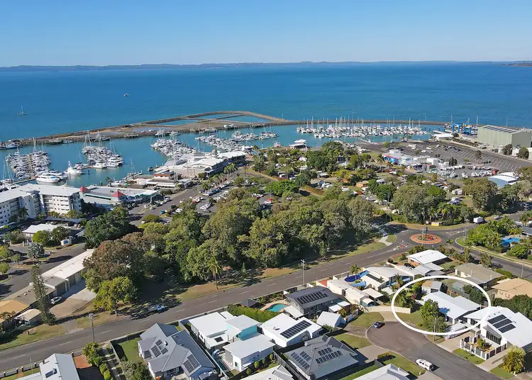 5 Tannen Court, Urangan QLD 4655