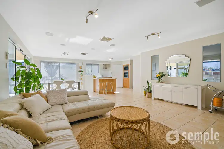 19 Serene Bend, Atwell WA 6164
