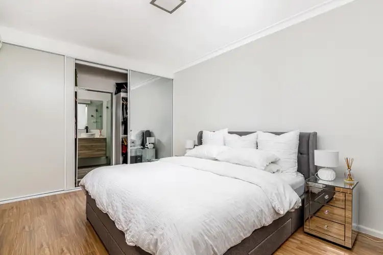 Fourth view of Homely house listing, 7 Hiland Crescent, Smithfield NSW 2164