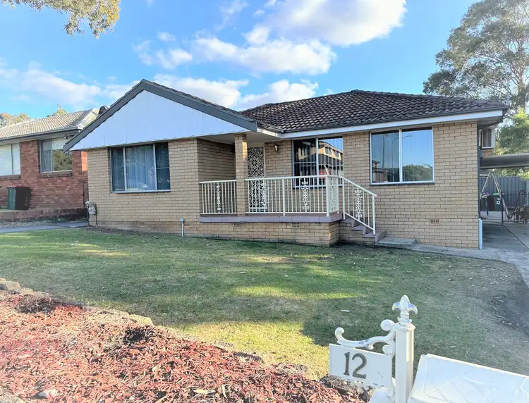 12 Lobelia St, Albion Park Rail NSW 2527