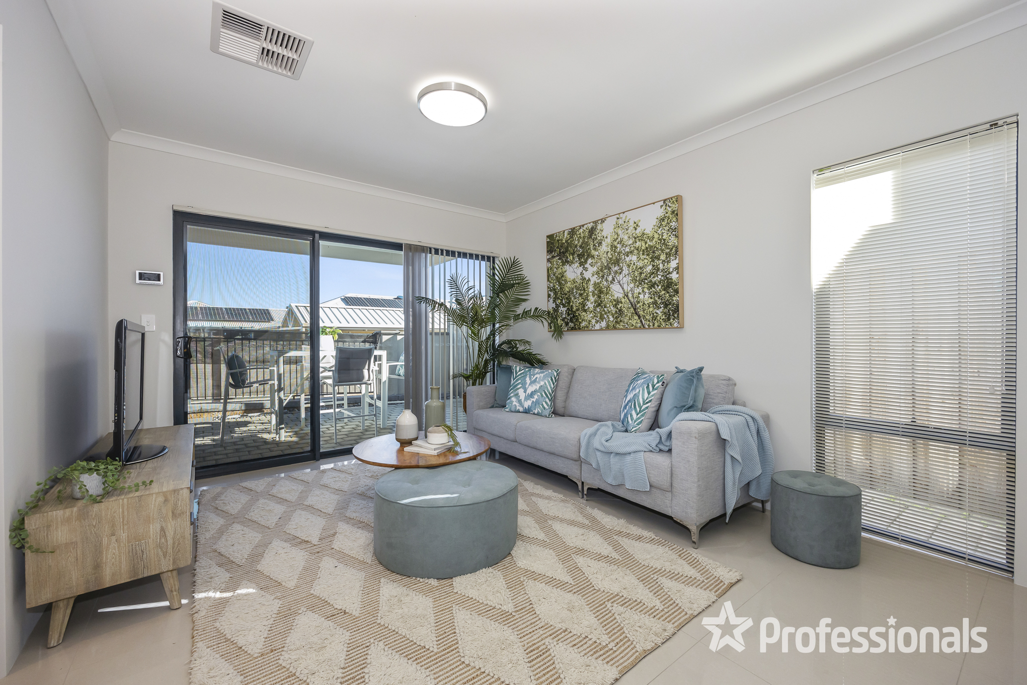 11/89 Redstone Trail, Ellenbrook WA 6069