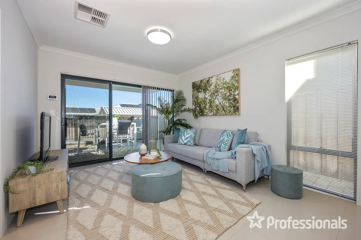 Main view of Homely house listing, 11/89 Redstone Trail, Ellenbrook WA 6069