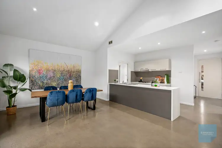 Fifth view of Homely house listing, 2/25 Cassan Way, Caroline Springs VIC 3023